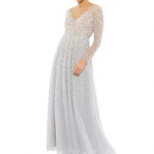 ‼️SOLD‼️ FLORAL APPLIQUÉ LONG SLEEVE SURPLICE GOWN